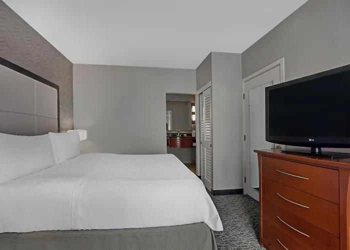 Hotel Homewood By Hilton Chicago-lincolnshire 3*
