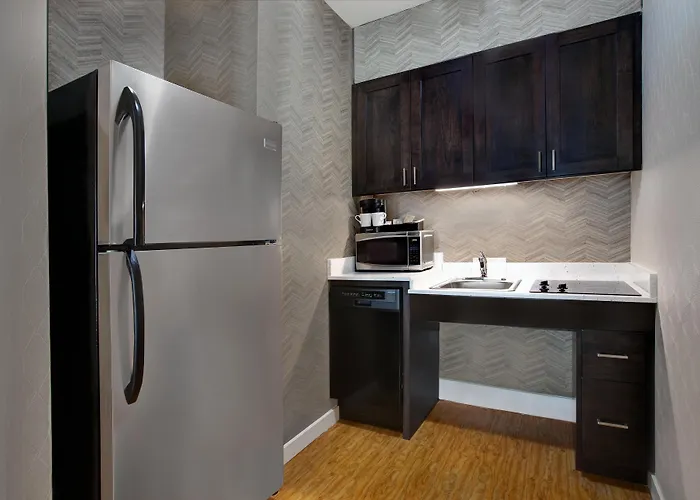 Homewood By Hilton Chicago-lincolnshire Hotel 3*