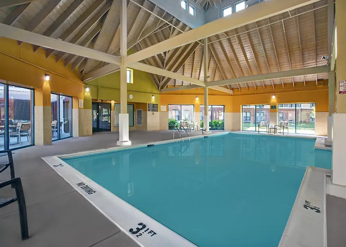 Homewood By Hilton Chicago-lincolnshire Hotel