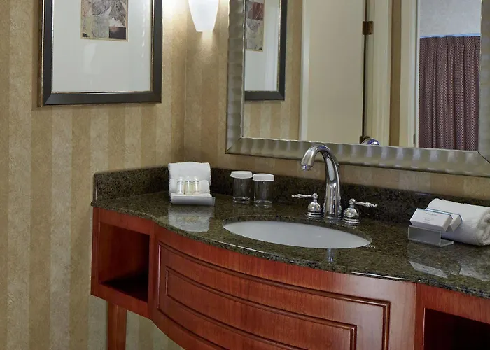 Hotel Homewood By Hilton Chicago-lincolnshire 3*