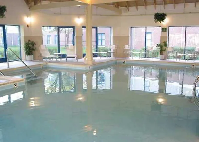 Hotel Homewood By Hilton Chicago-lincolnshire 3*